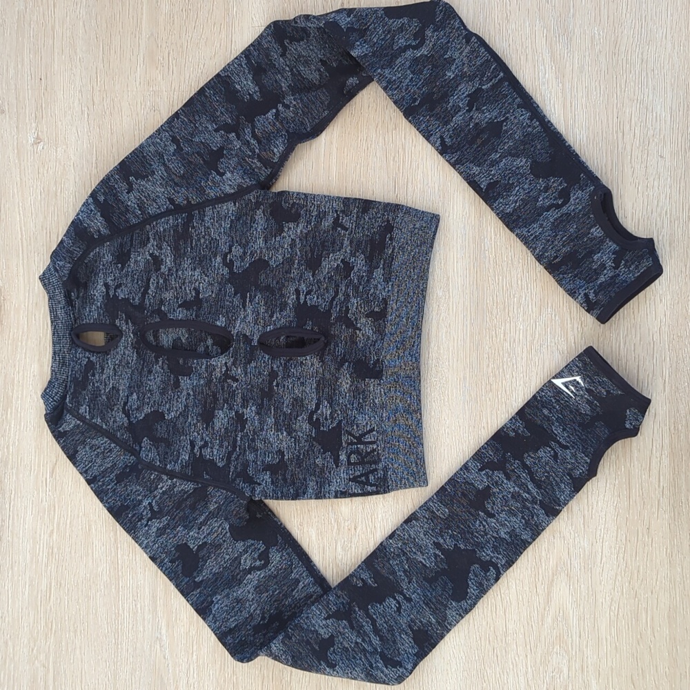 Gymshark work out top - Picture 3 of 4